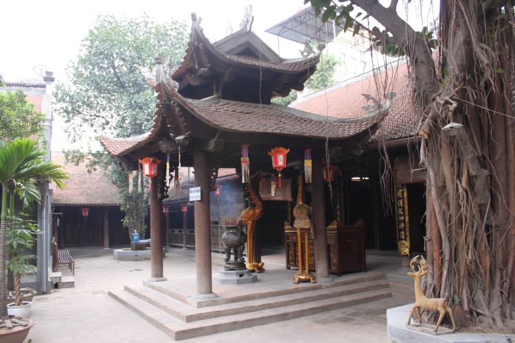 Cổng Chùa Ha 